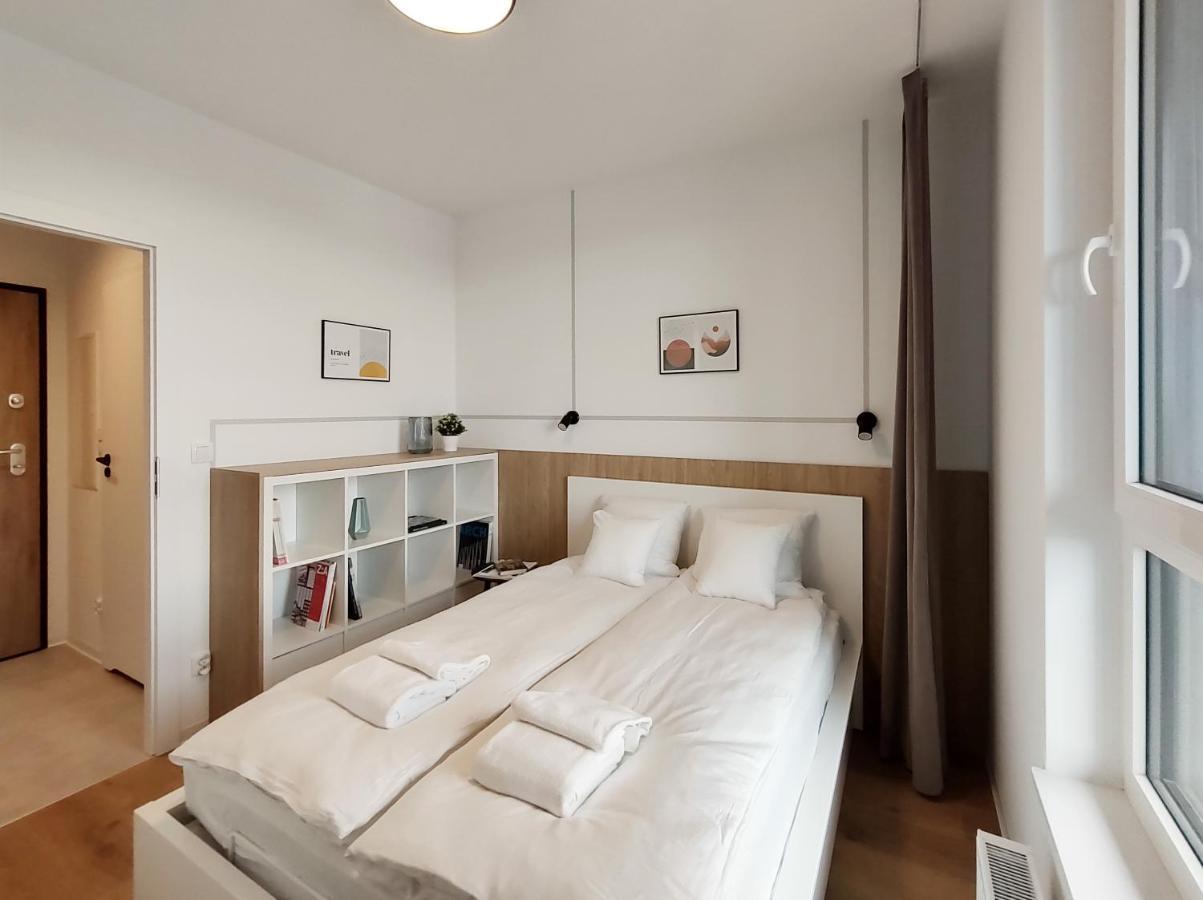 Elegant 3City Apartment With Parking In Gdansk By Noclegi Renters Esterno foto