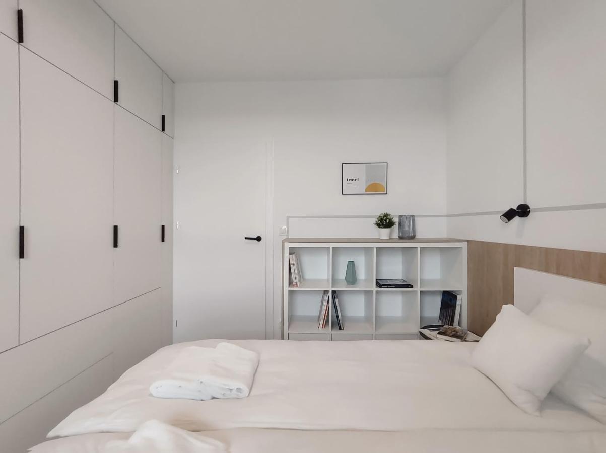 Elegant 3City Apartment With Parking In Gdansk By Noclegi Renters Esterno foto